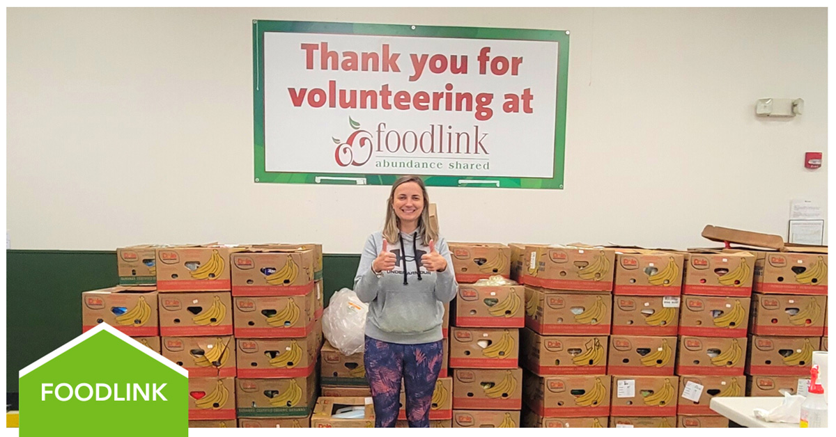 Foodlink volunteer